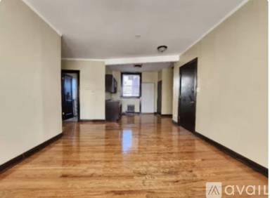 Main picture of 5467 W Augusta Blvd