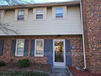 Main picture of 514 Peele St