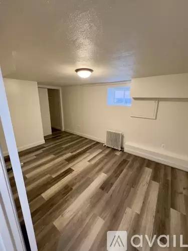 Main picture of 255 Hawaii Ave NE