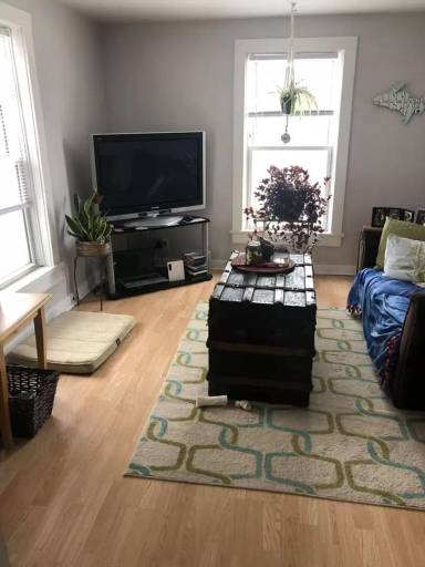 Main picture of 420 S 7th St