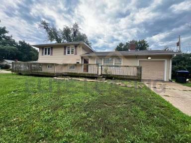 Main picture of 4425 SW 27th Ter