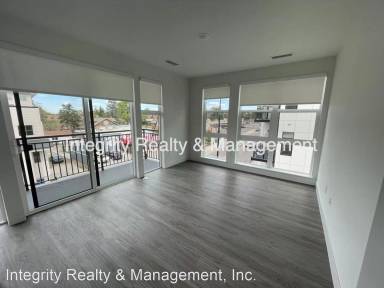Main picture of 3500 S Corona St
