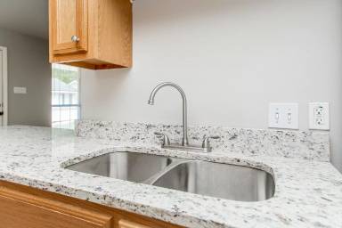 Main picture of 48289 Alack Ln