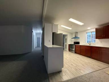 Main picture of 21462 Meekland Ave