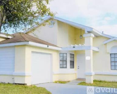 Main picture of 206 Gemwood Ct