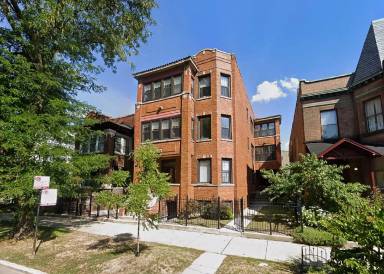 Main picture of 1438 W Addison St