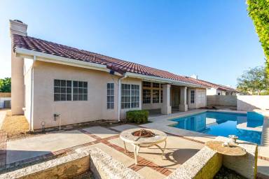 Main picture of 12349 N 71st Dr