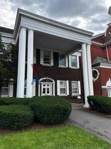 Main picture of 135 S Main Ave