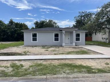 Main picture of 15607 Charmwood Dr