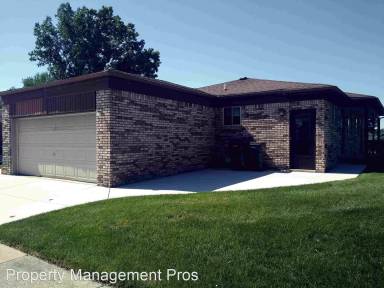 Main picture of 28201 Little Mack Ave