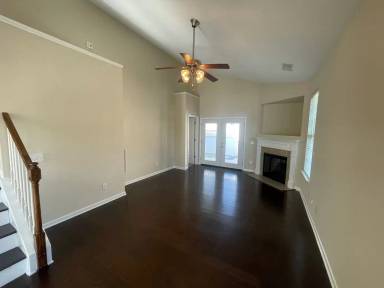 Main picture of 221 Spring Gardens Dr