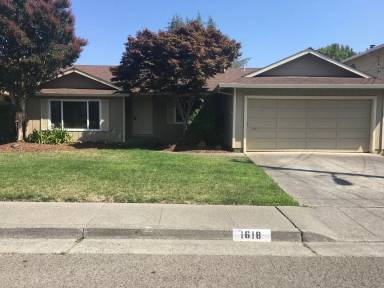 Main picture of 1618 Saint Anne Way