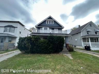 Main picture of 3129 W 98th St
