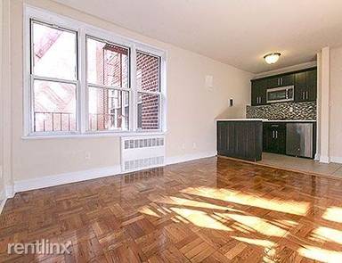 Main picture of 13928 Lakewood Ave