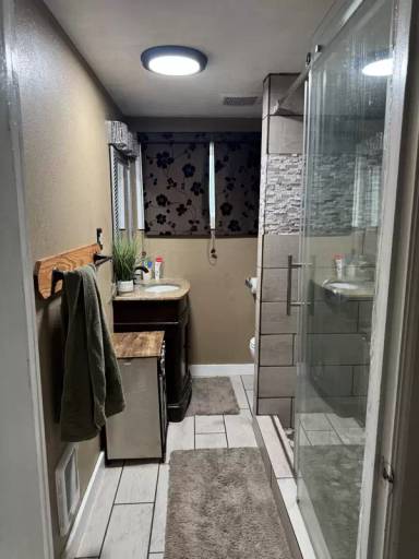 Main picture of 330 33rd St