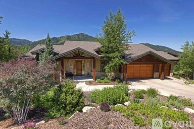 Main picture of 7321 Pine Ridge Dr