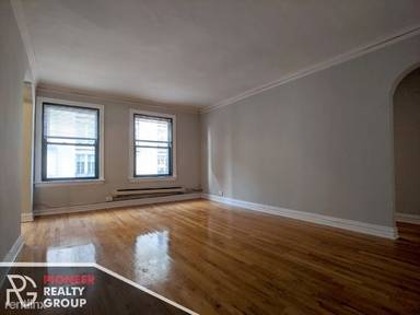 Main picture of Roscoe Apartments