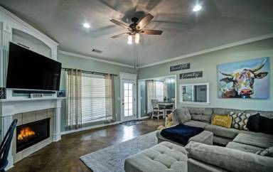 Main picture of 161 Harvey Crossing