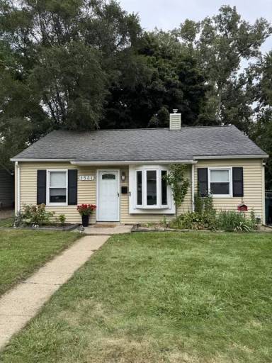 Main picture of 1531 S Wilson Ave