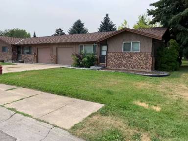 Main picture of 112 Hawthorn Ave