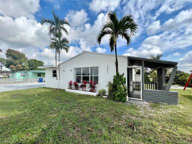 Main picture of Golf Estates