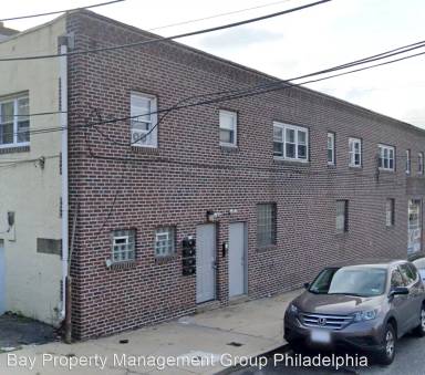 Main picture of 300 Macdade Blvd