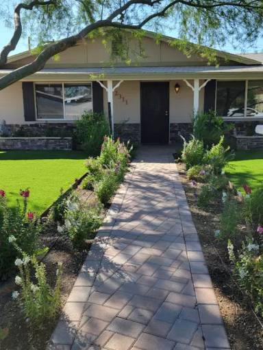 Main picture of 2311 W Ocotillo Rd