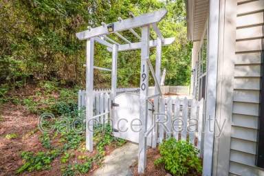 Main picture of Forest Cove