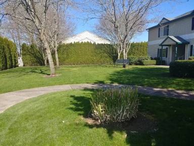 Main picture of 1005 SE 136th Ave