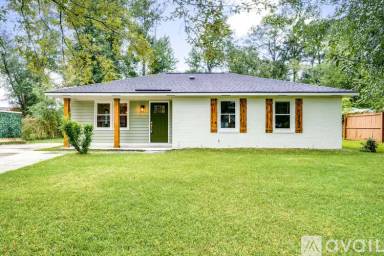 Main picture of 114 Candlewood Dr