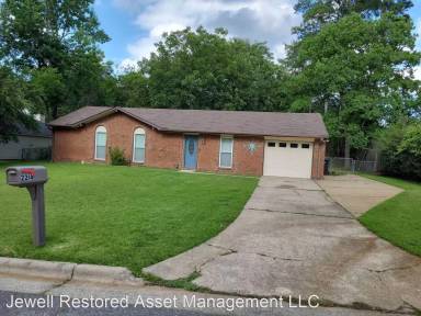Main picture of 2214 Barnes Dr