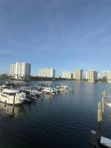 Main picture of Plaza Del Prado Condo