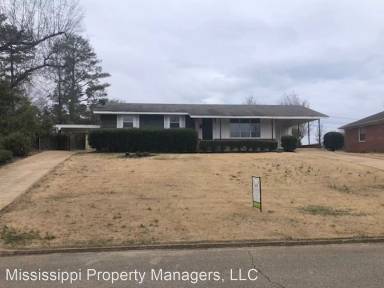 Main picture of 1205 Francis Sq