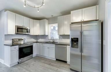 Main picture of 1049 25th Ave SE