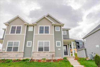 Main picture of 903 Blue Crane Run