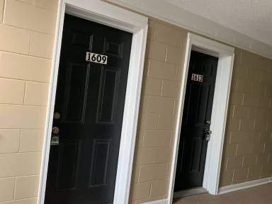 Main picture of 1601 2nd Way NE