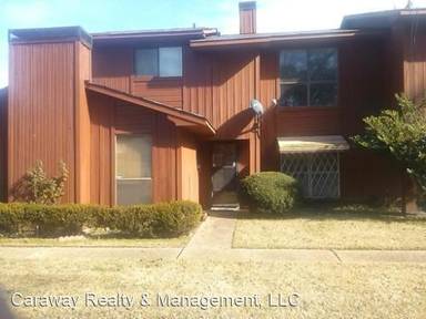 Main picture of 1701 Coty St
