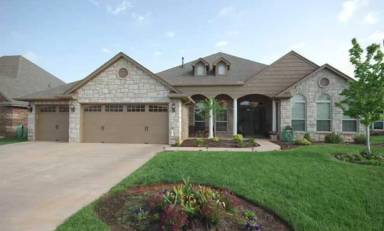 Main picture of 1605 NW 157th Cir