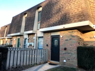 Main picture of 7425 Country Brook Dr