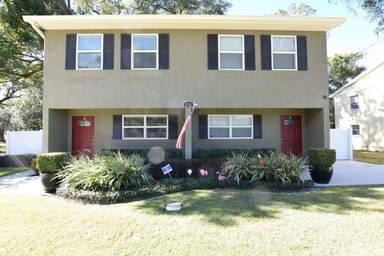 Main picture of 210 N East St