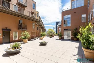 Main picture of 25 Sierra St