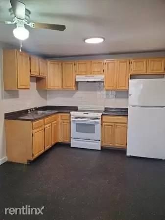 Main picture of 572 Cummins Hwy