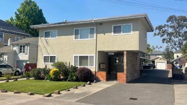 Main picture of 3228 Briggs Ave