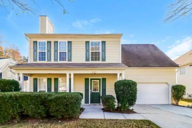 Main picture of 7021 Long Run Ln