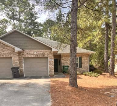 Main picture of 200 Holly Pines Dr