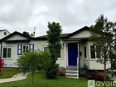 Main picture of 913 Central Blvd