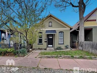 Main picture of 3024 California St
