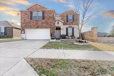 Main picture of 2312 Bernese Ln