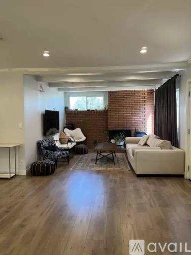 Main picture of 18343 Bessemer St