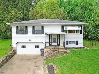 Main picture of 600 Laclede Ct